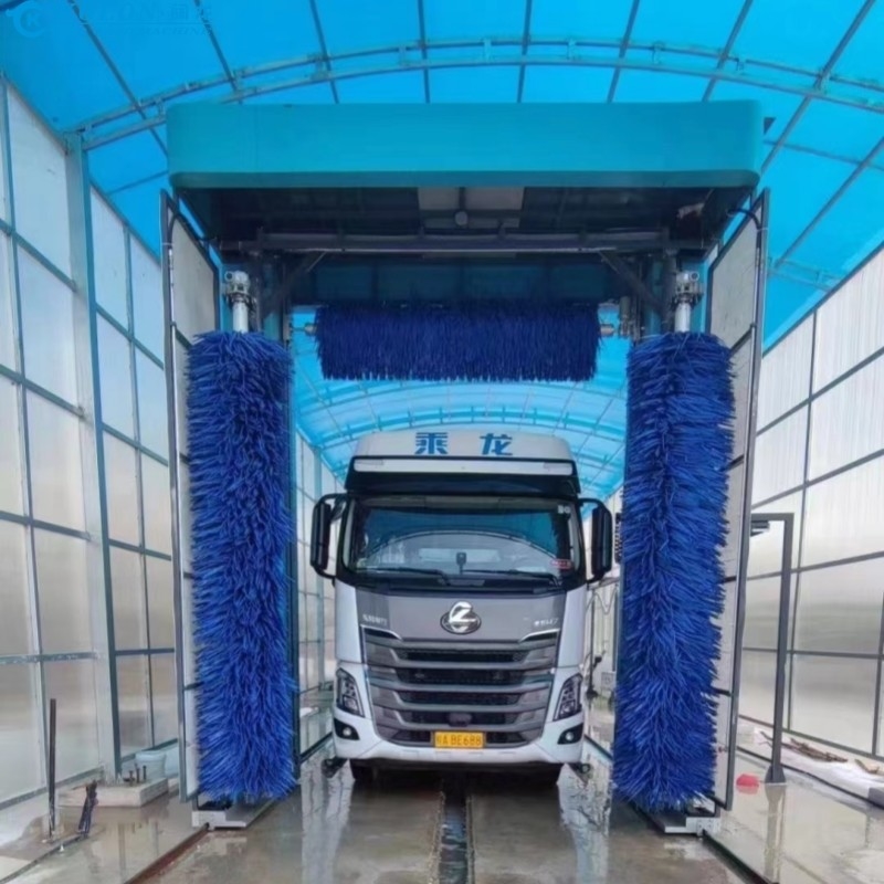 Hệ thống rửa xe buýt điện tiết kiệm nước với tiêu thụ nước 80L / xe bằng điều khiển PLC