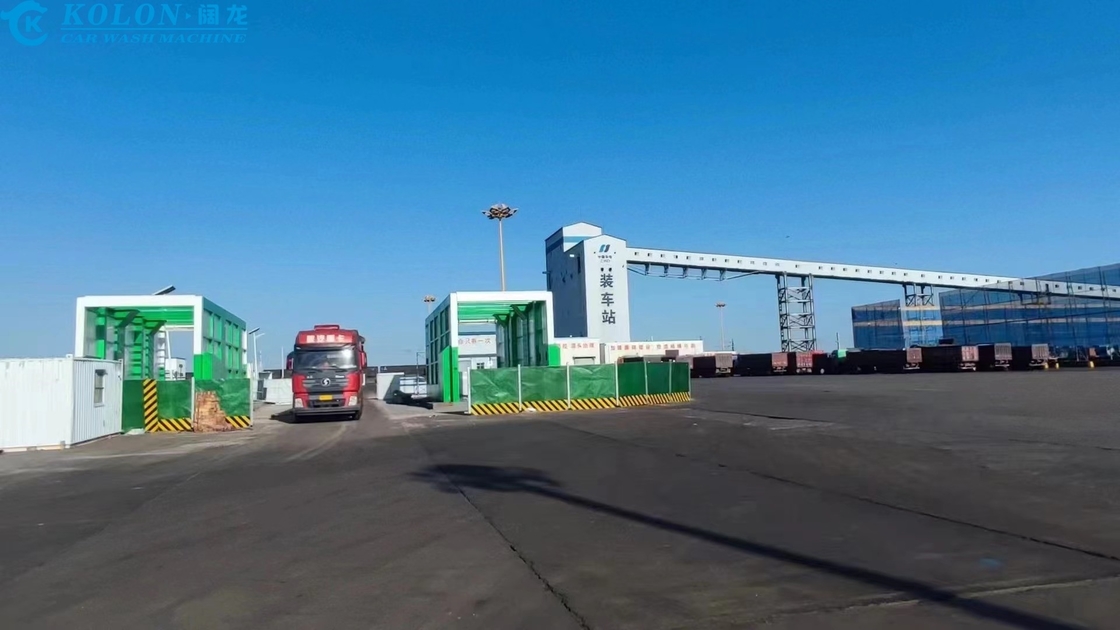 Máy giặt xe buýt điện với thời gian giặt 3-5 phút / xe Không giới hạn thời gian giặt tối đa