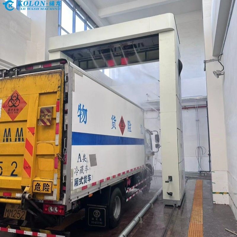 Máy rửa và khử trùng xe y tế Kolon Máy tích hợp Tiết kiệm nước Hệ thống rửa xe buýt điện