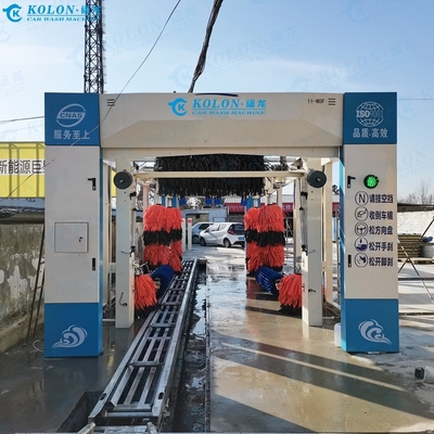 Thiết bị giặt xe đường hầm với dây chuyền vận chuyển phẳng